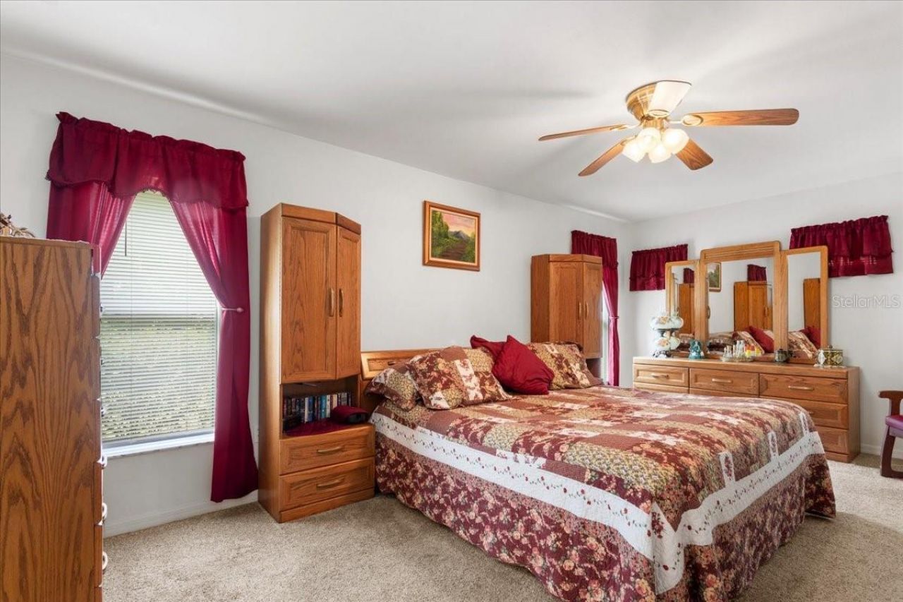 569 NW 40th Avenue, Bell, FL 32619 Photo