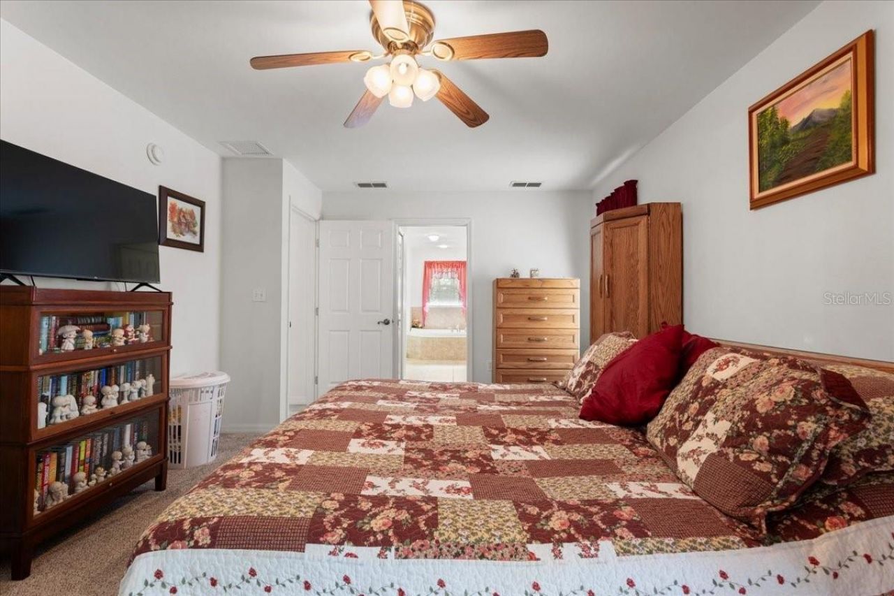 569 NW 40th Avenue, Bell, FL 32619 Photo