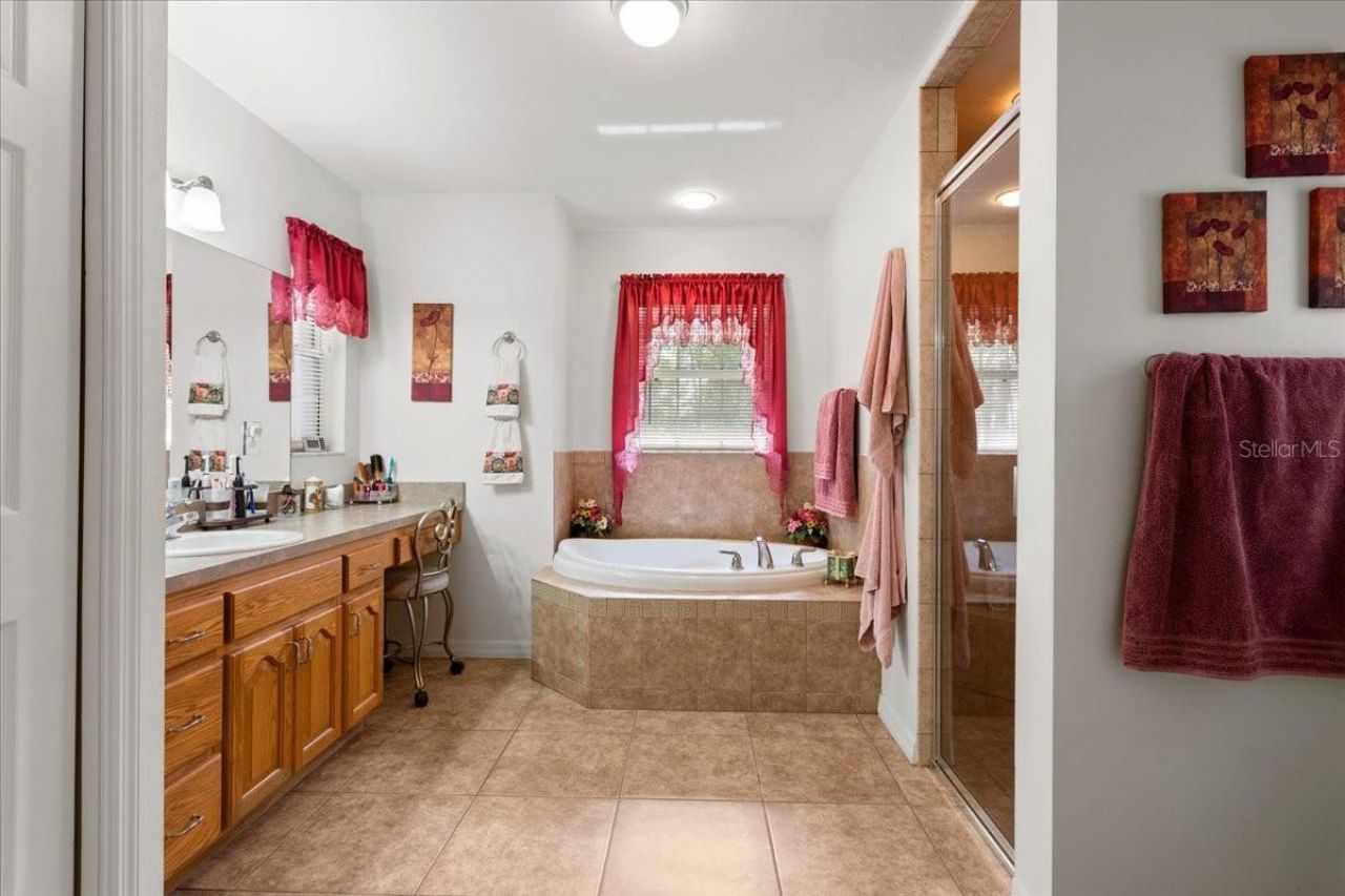 569 NW 40th Avenue, Bell, FL 32619 Photo