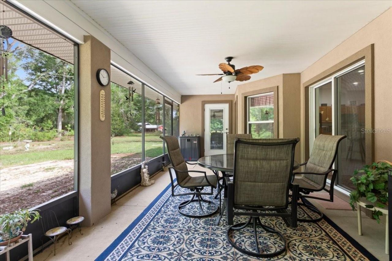 569 NW 40th Avenue, Bell, FL 32619 Photo