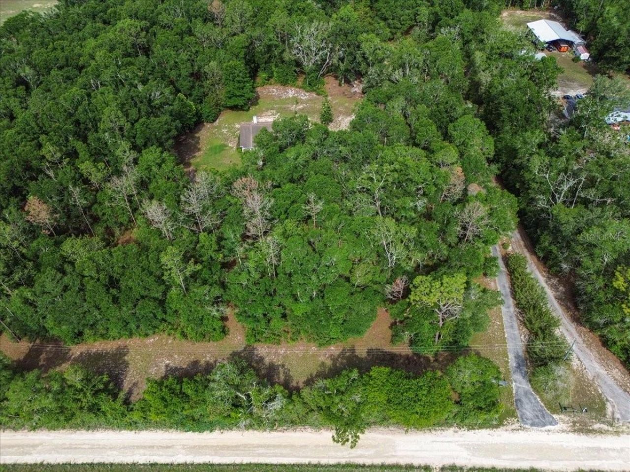 569 NW 40th Avenue, Bell, FL 32619 Photo