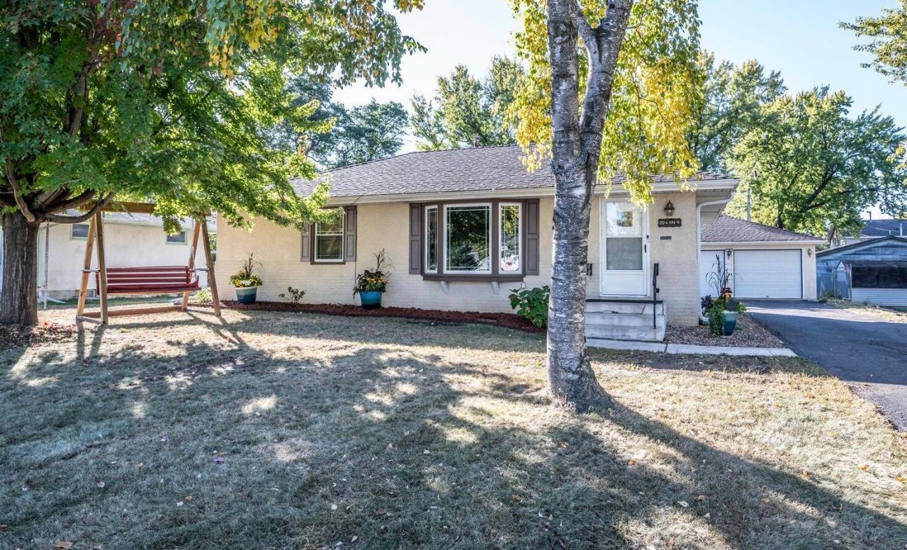 351 E 97 1/2 Street, Bloomington, MN 55420 Main Photo