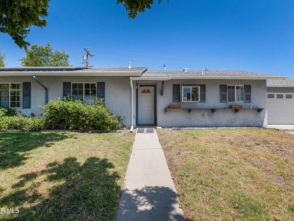 1102 Ayers Avenue, Ojai, CA 93023