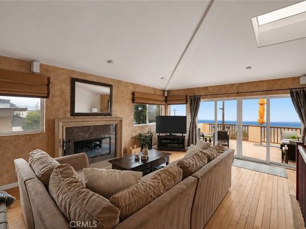 817 Monterey Boulevard, Hermosa Beach, CA 90254