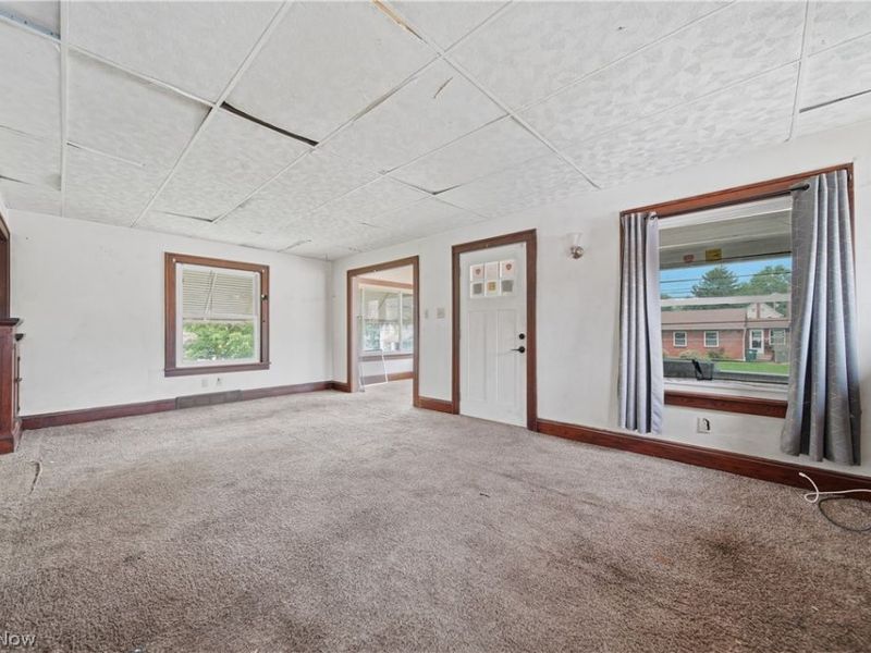 1304 W Waterloo Road, Akron, OH 44314 Photo 15