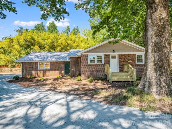 5923 N Highway 14 Highway, Landrum, SC 29356