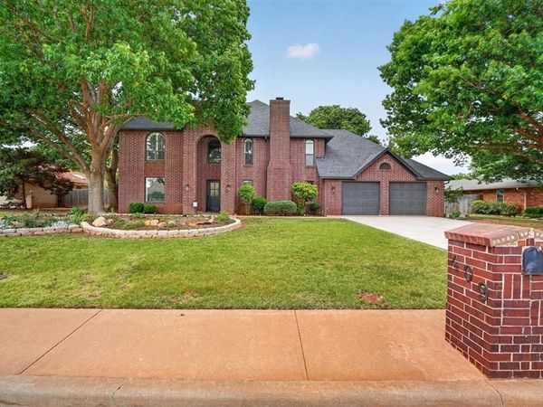 409 Buena Vista Street, Altus, OK 73521