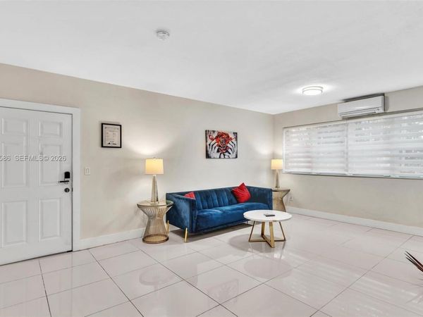 10004 E Bay Harbor Dr, Unit 4, Bay Harbor Islands, FL 33154
