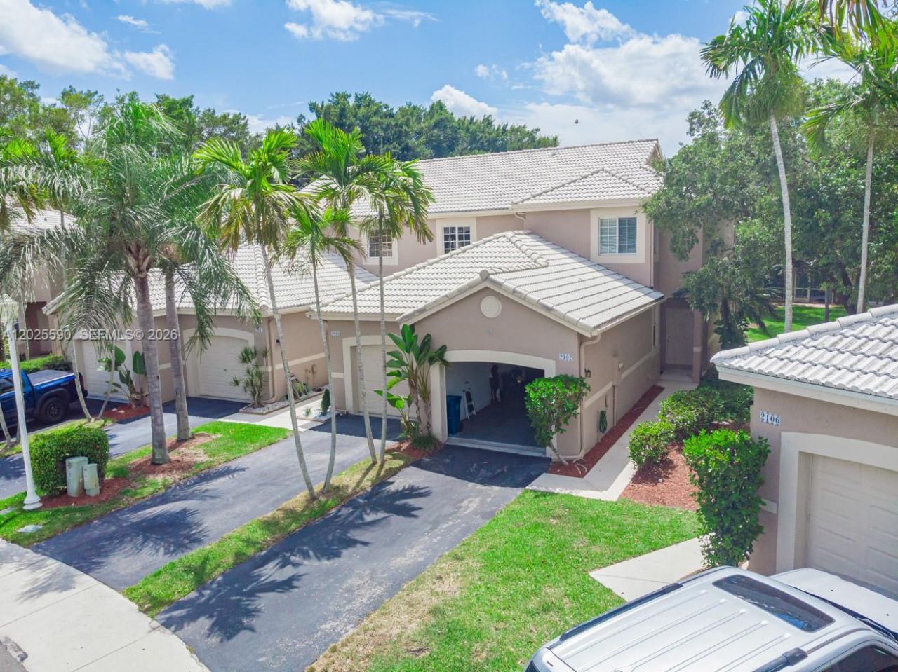 2098 Madeira Dr, Weston, FL 33327 Photo