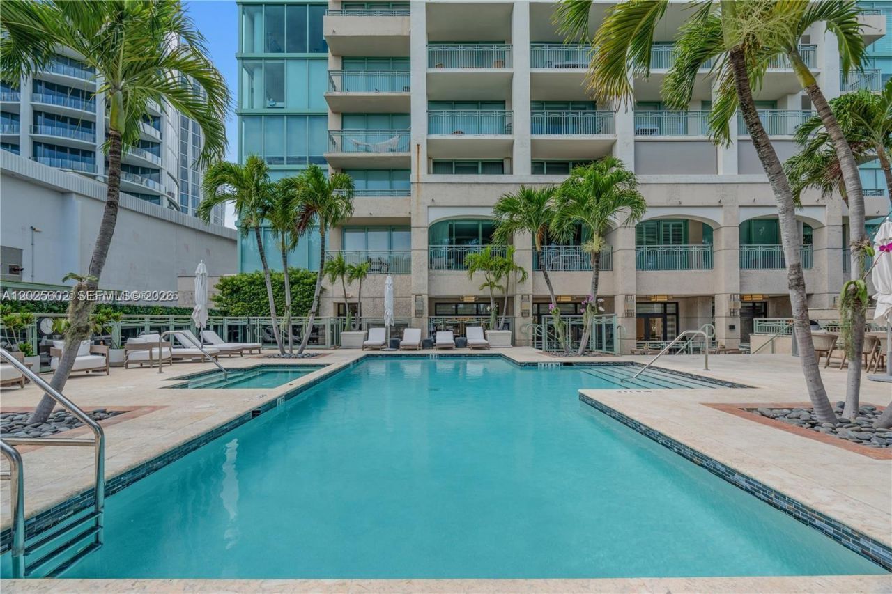 3400 SW 27th Ave , Unit 605, Miami, FL 33133 Photo