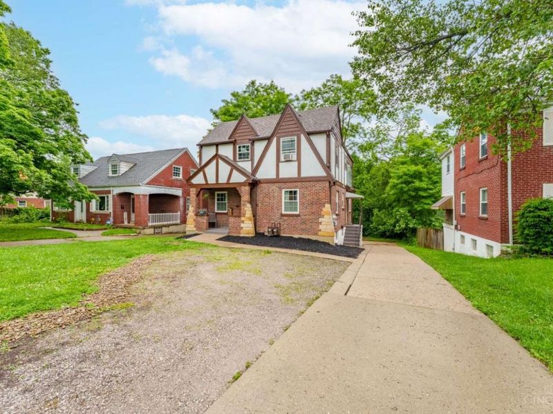 5612 Colerain Avenue, Cincinnati, OH 45239 Photo 3