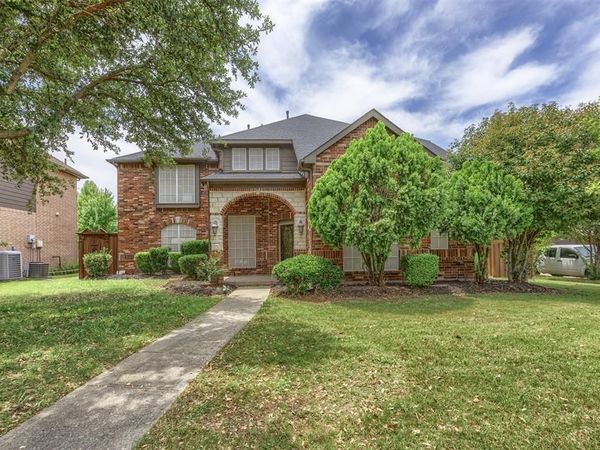 6609 Amesbury Lane, Rowlett, TX 75089