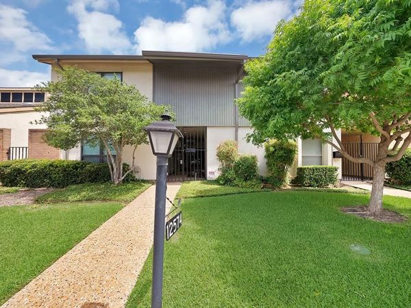 12574 Burninglog Lane, Dallas, TX 75243