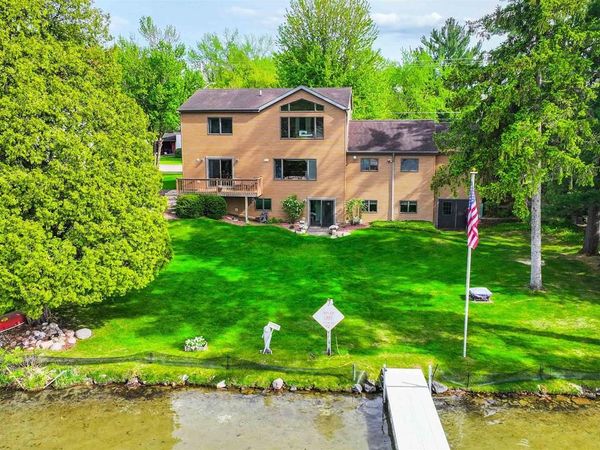 N2783 COUNTY ROAD QQ, Waupaca, WI 54981