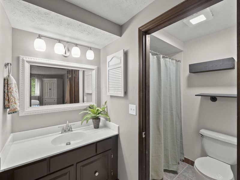 12870 Fox Run Court NW, Pickerington, OH 43147 Photo 32
