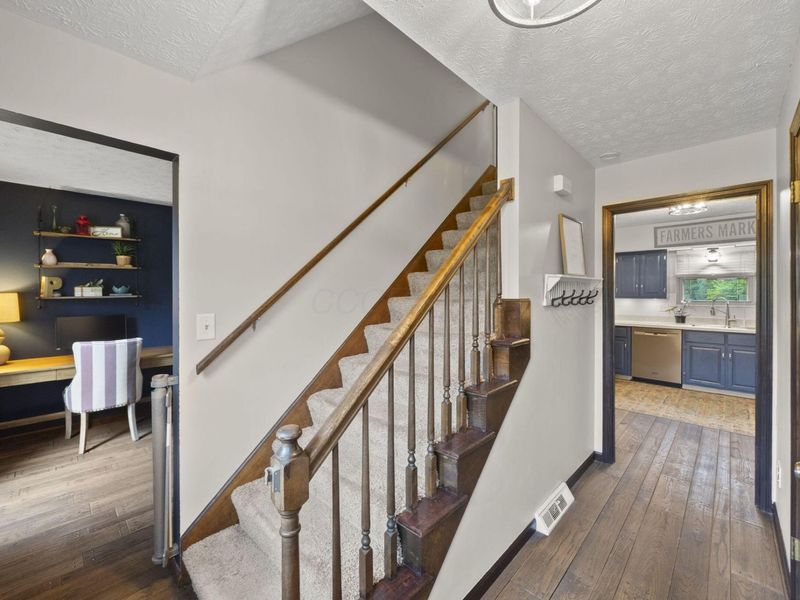 12870 Fox Run Court NW, Pickerington, OH 43147 Photo 4