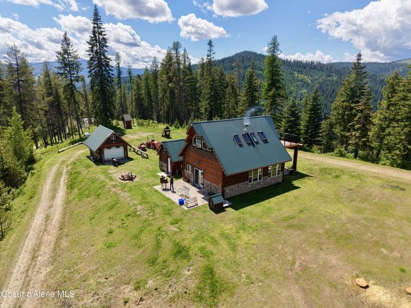 1878 Eaton Ln , Kingston, ID 83839