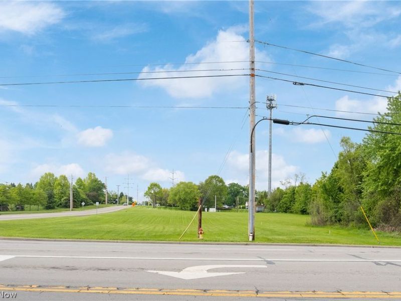 2937 Woodlawn Avenue NW, Canton, OH 44708 Photo 13