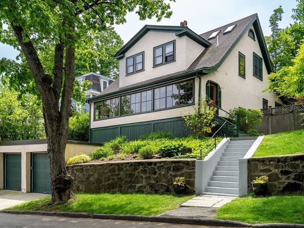 56 Bennington St, Newton, MA 02458