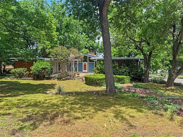 522 W Downing Street, Tahlequah, OK 74464