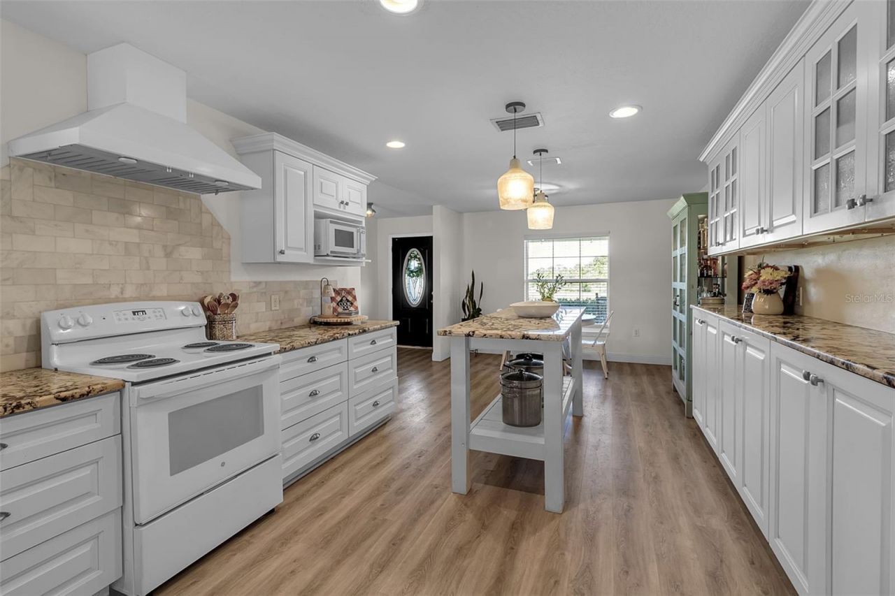 6925 Wauchula Road, Myakka City, FL 34251 Photo