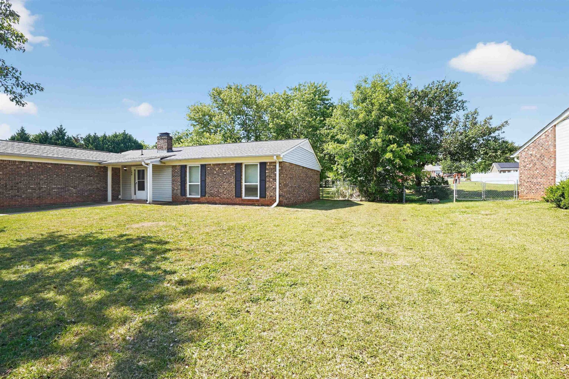 108 Sedgefield Ct  Photo 10