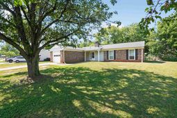 108 Sedgefield Ct  photo 4