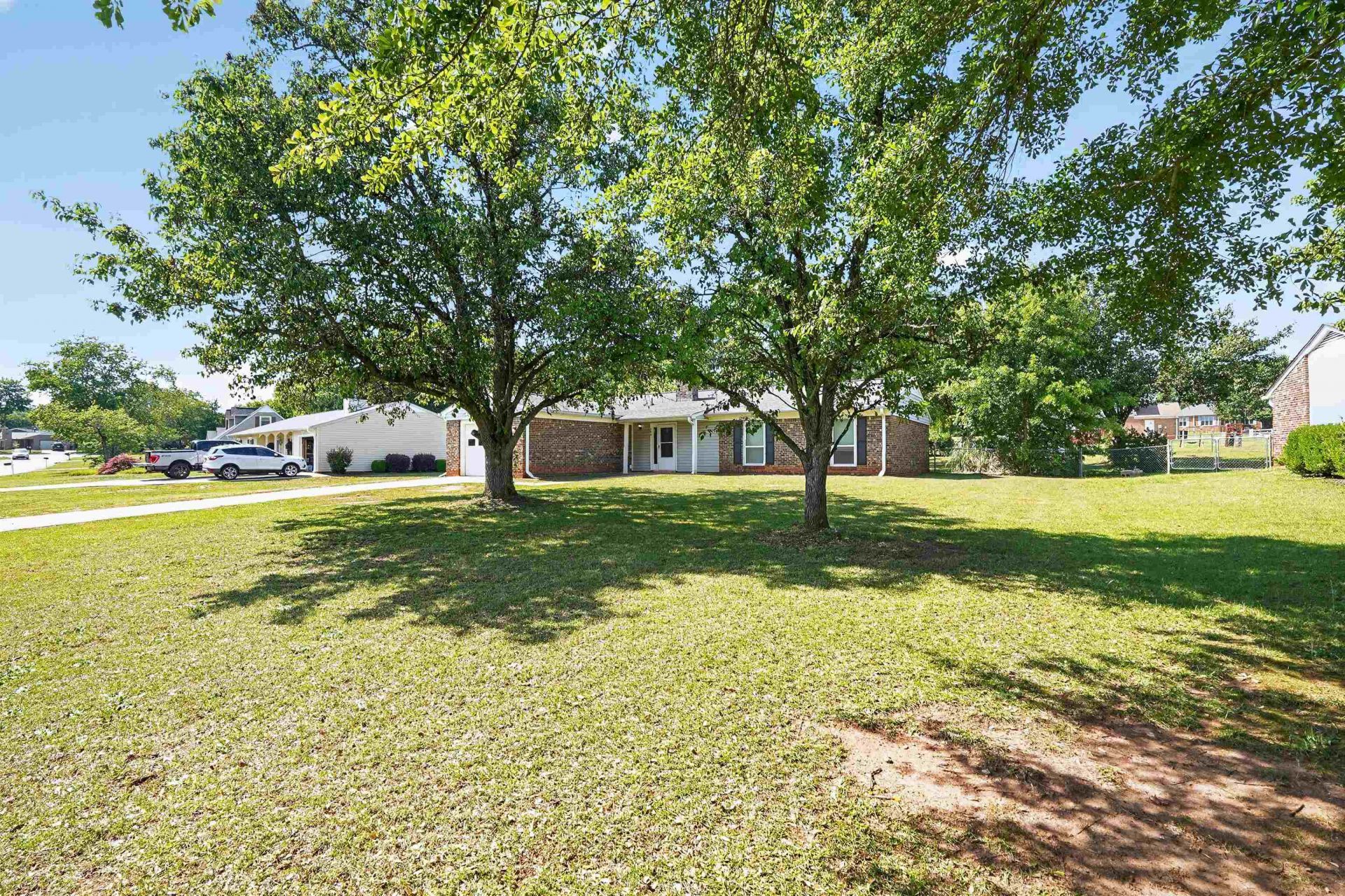 108 Sedgefield Ct  Photo 9