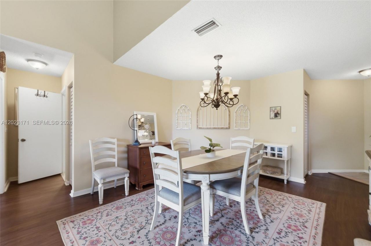 4111 Coral Tree Cir , Unit 327, Coconut Creek, FL 33073 Photo
