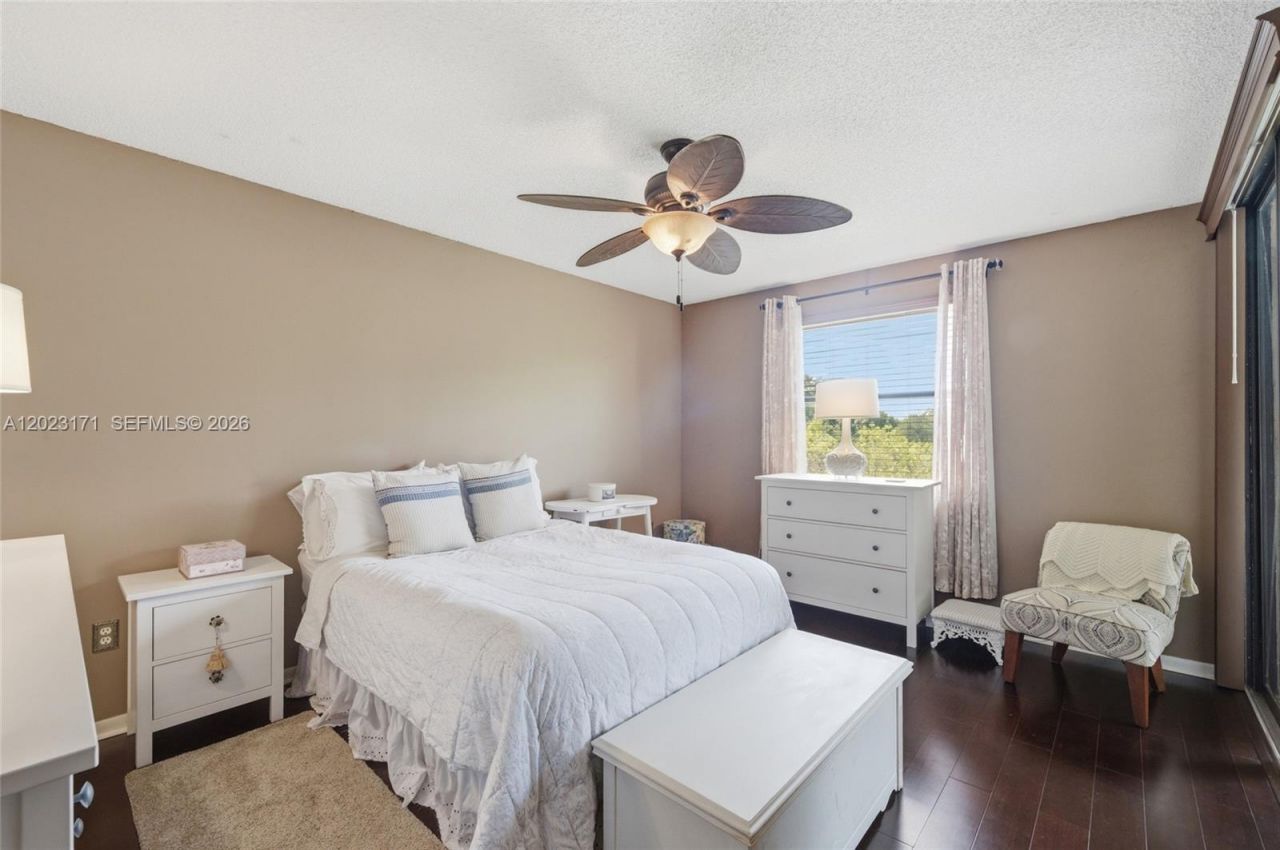 4111 Coral Tree Cir , Unit 327, Coconut Creek, FL 33073 Photo