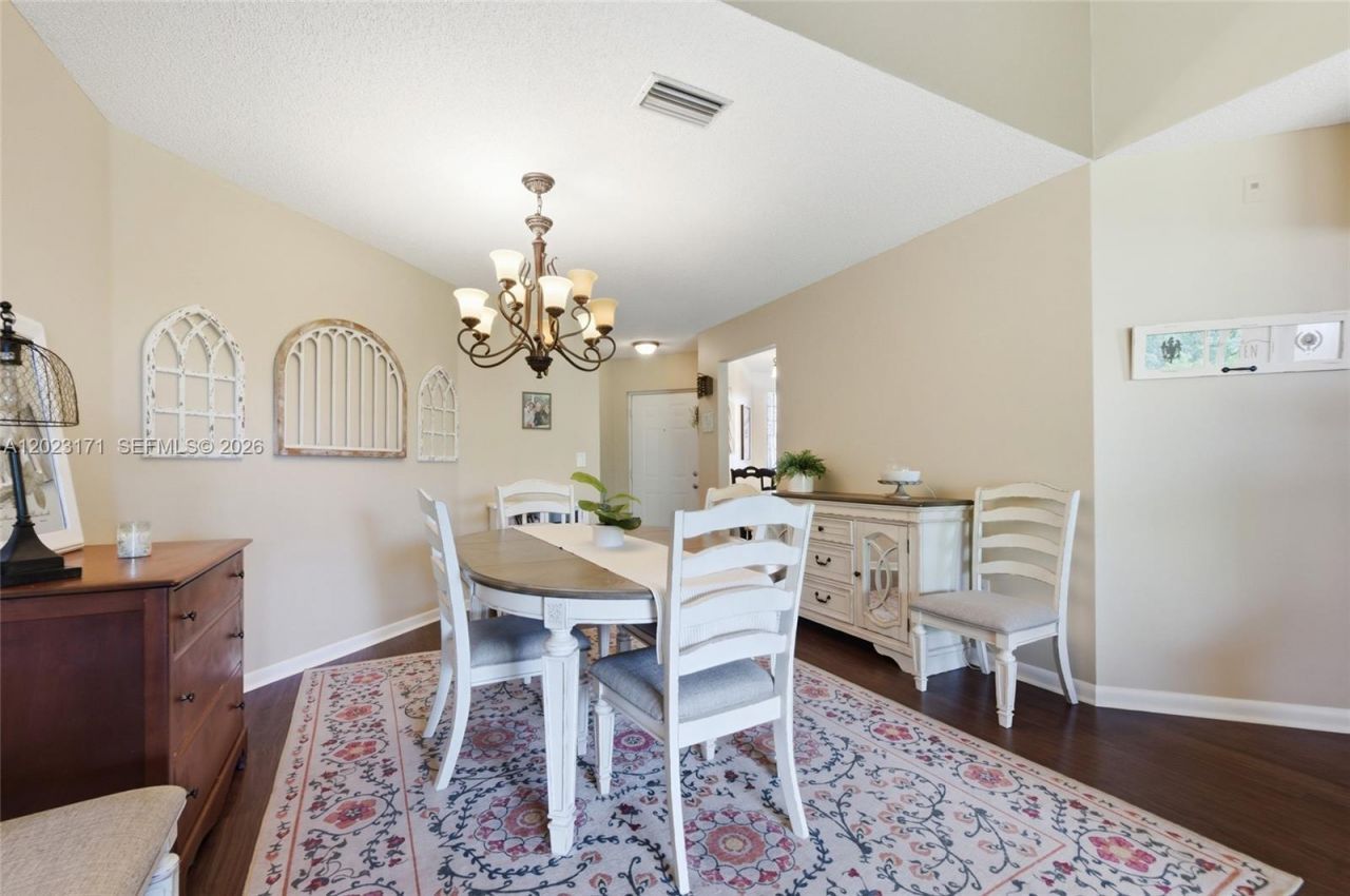 4111 Coral Tree Cir , Unit 327, Coconut Creek, FL 33073 Photo