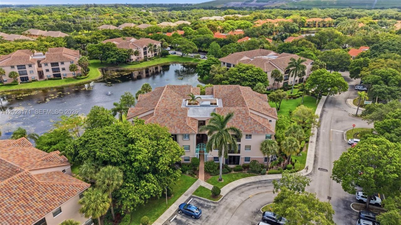 4111 Coral Tree Cir , Unit 327, Coconut Creek, FL 33073 Photo