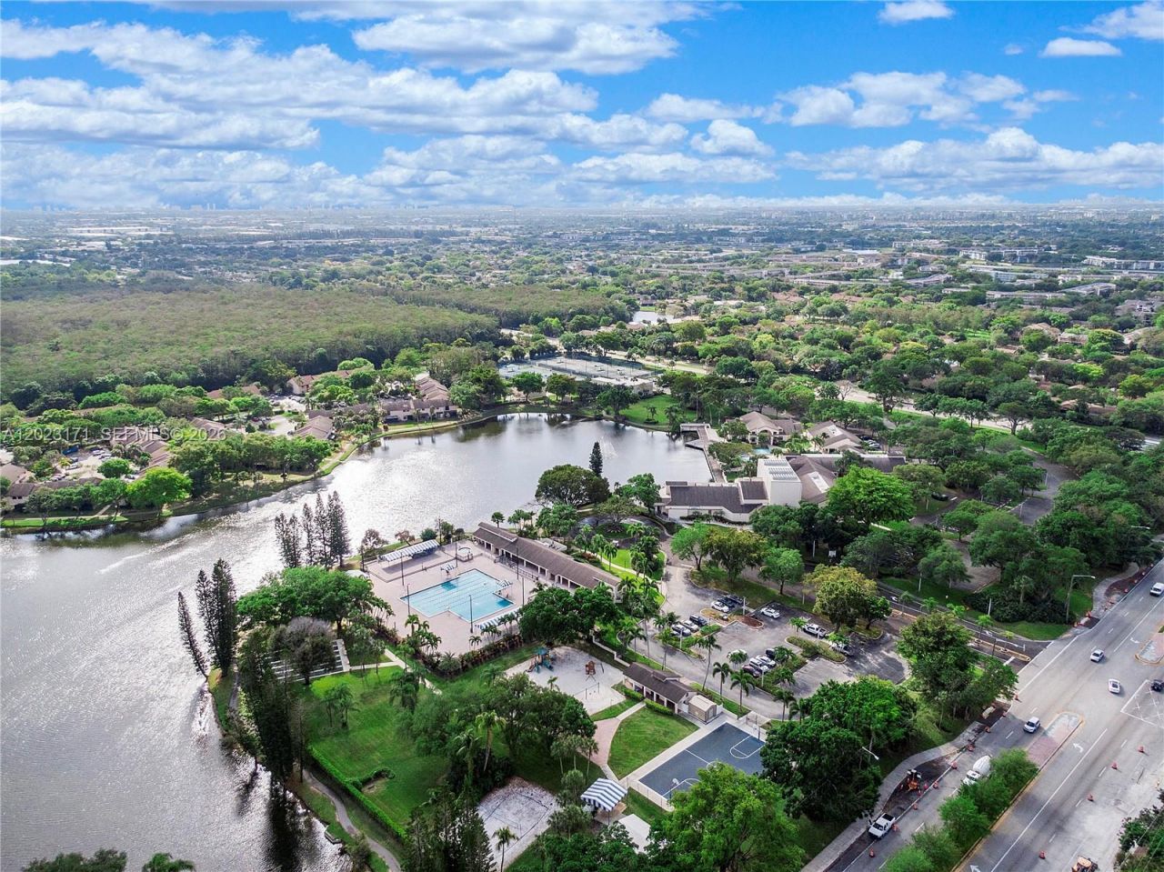 4111 Coral Tree Cir , Unit 327, Coconut Creek, FL 33073 Photo