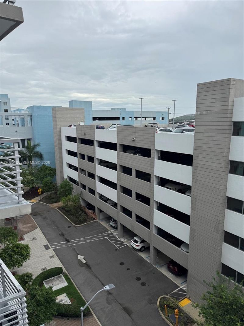 7875 NW 107th Ave, Unit 602, Doral, FL 33178 Photo