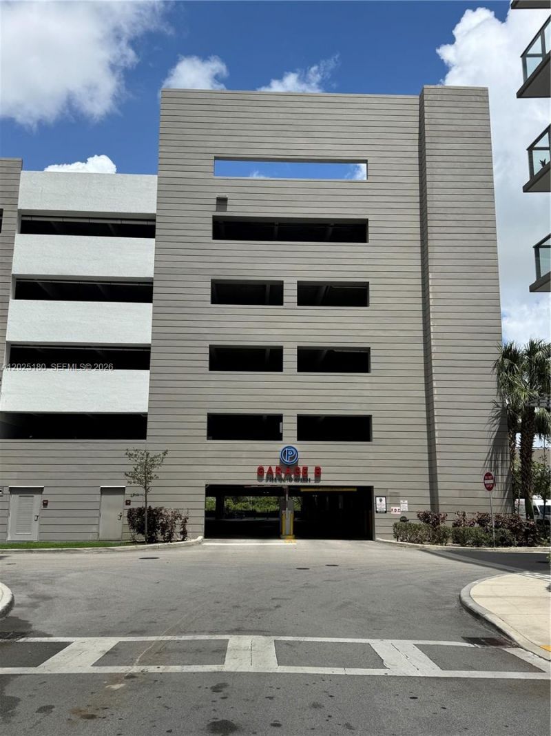 7875 NW 107th Ave, Unit 602, Doral, FL 33178 Photo