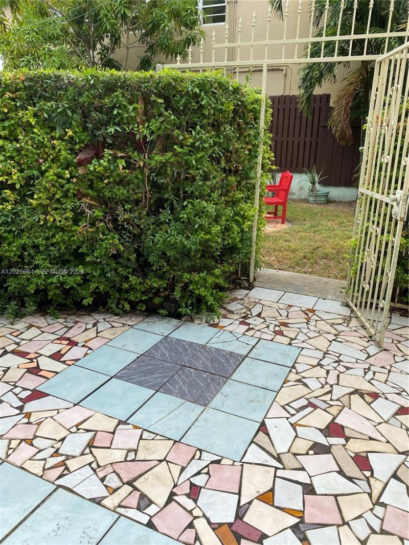 1710 Michigan Ave, Unit Guest Hous, Miami Beach, FL 33139 Photo