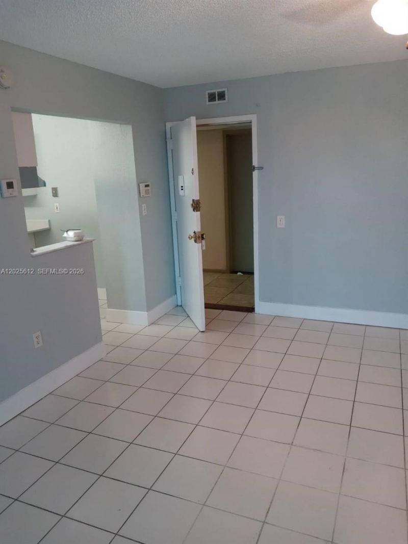 1251 NE 108th St , Unit 612, Miami, FL 33161 Photo