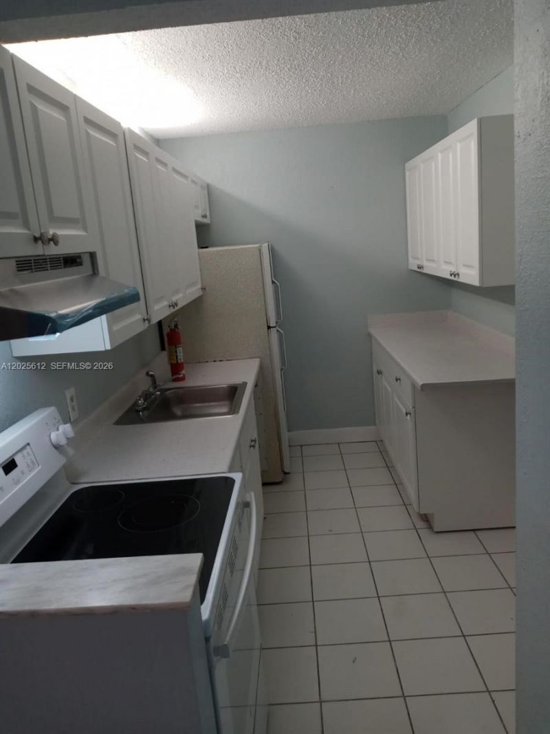 1251 NE 108th St , Unit 612, Miami, FL 33161 Photo