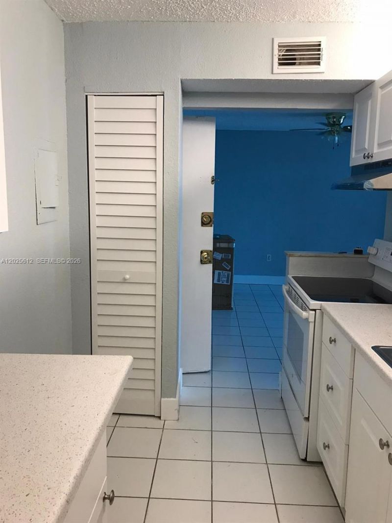 1251 NE 108th St , Unit 612, Miami, FL 33161 Photo