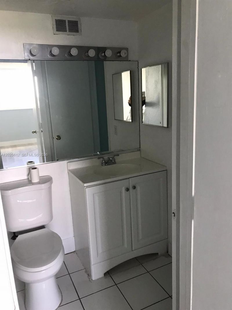 1251 NE 108th St , Unit 612, Miami, FL 33161 Photo