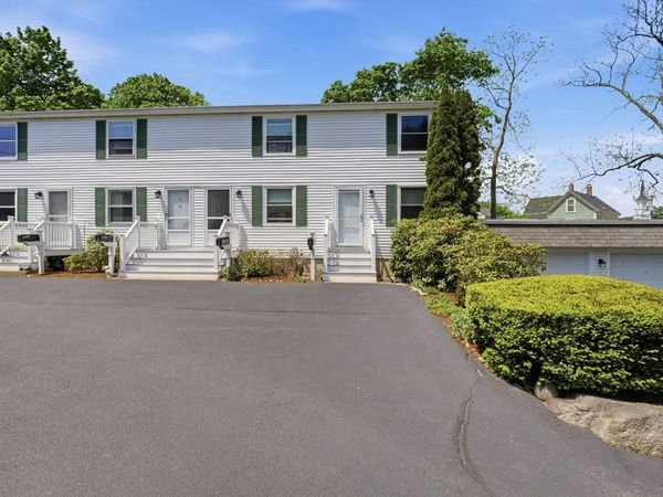 24-R High St, Unit 1, Rockport, MA 01966