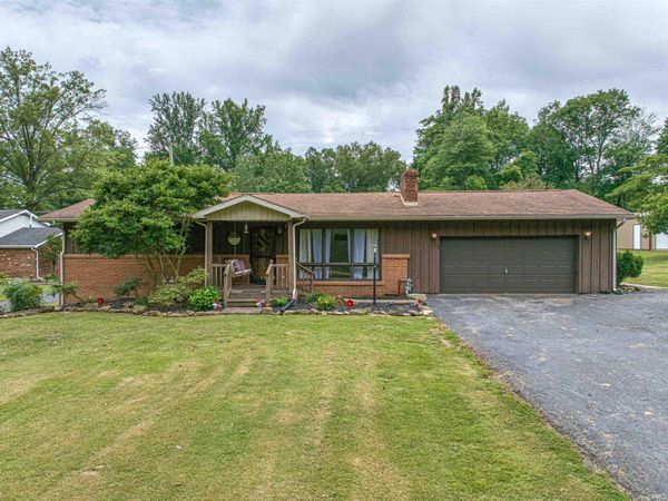 577 W Degonia Road, Boonville, IN 47601