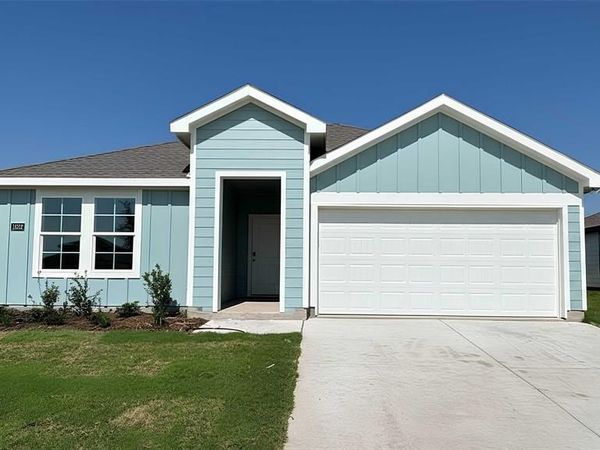 1202 Breezy Oak Drive, Nevada, TX 75173