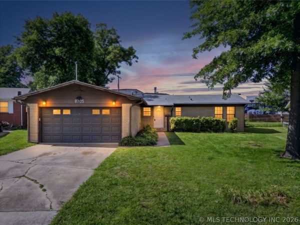 8705 E 46th Place , Tulsa, OK 74145