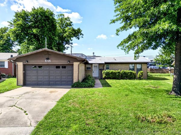 8705 E 46th Place , Tulsa, OK 74145