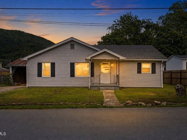 201 Melrose Street, Hampton, TN 37658