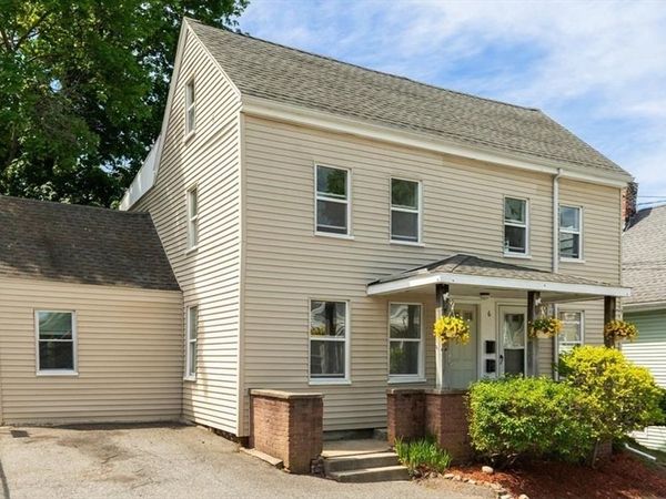 6 Minot St, Stoneham, MA 02180