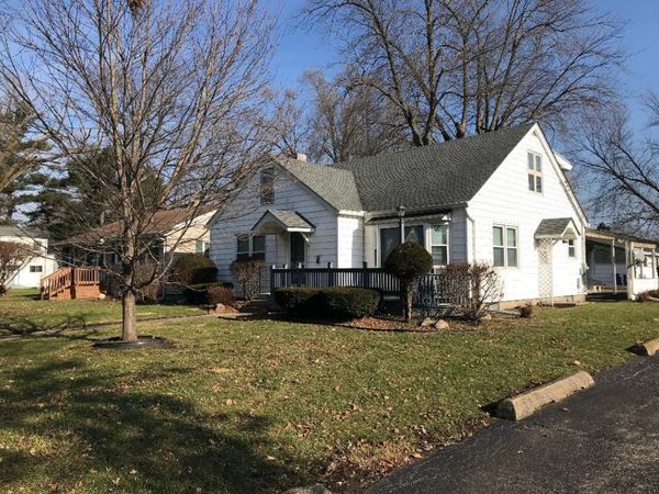 1154 S 8th Avenue , Kankakee, IL 60901