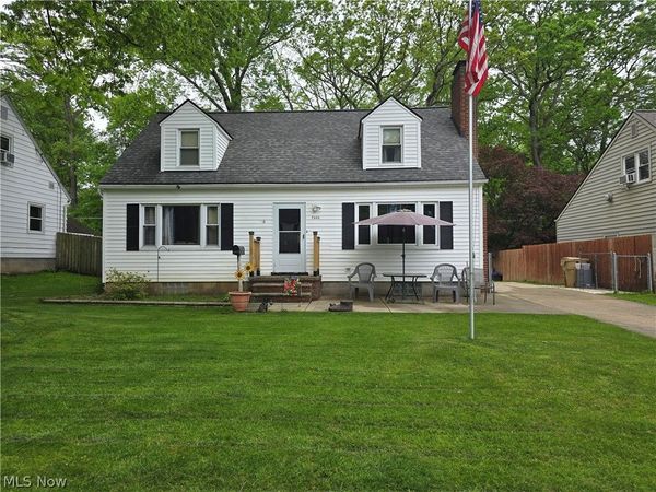 2666 Owaisa Road , Cuyahoga Falls, OH 44221