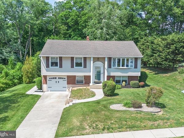 2404 WEIR ROAD, ASTON, PA 19014